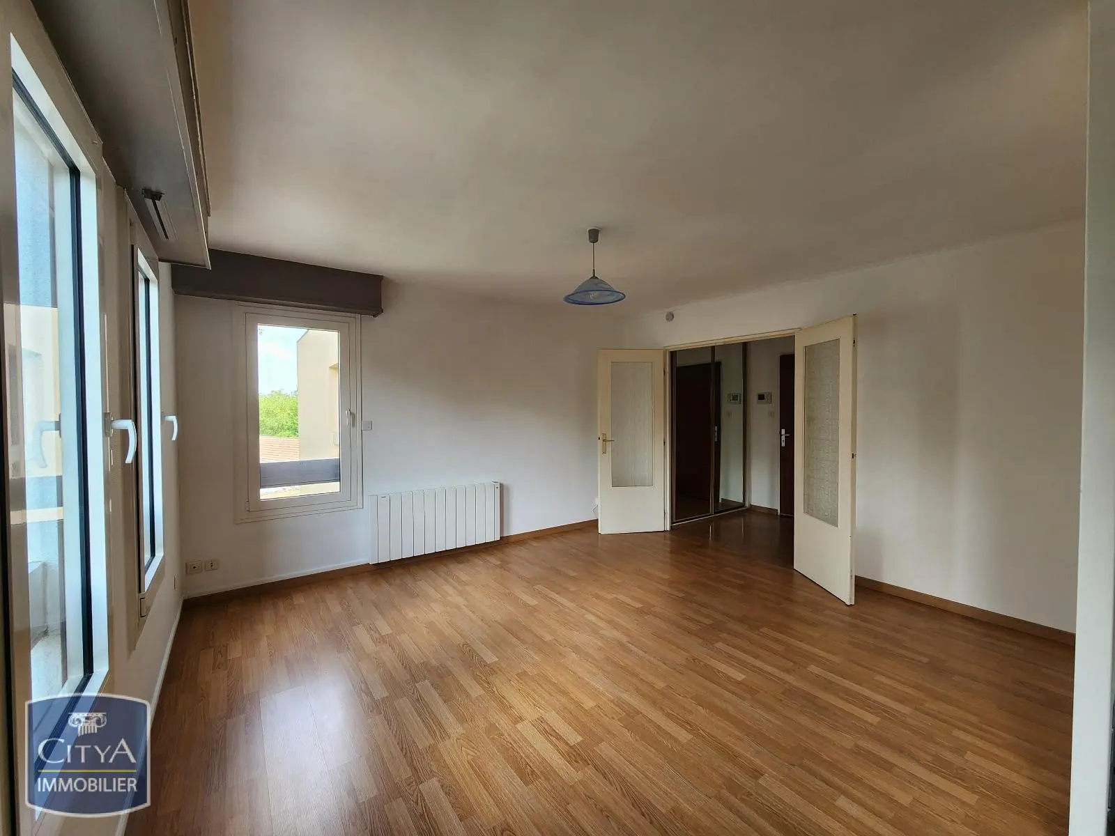 Photo 2 Appartement 1 pièce 32.23m²