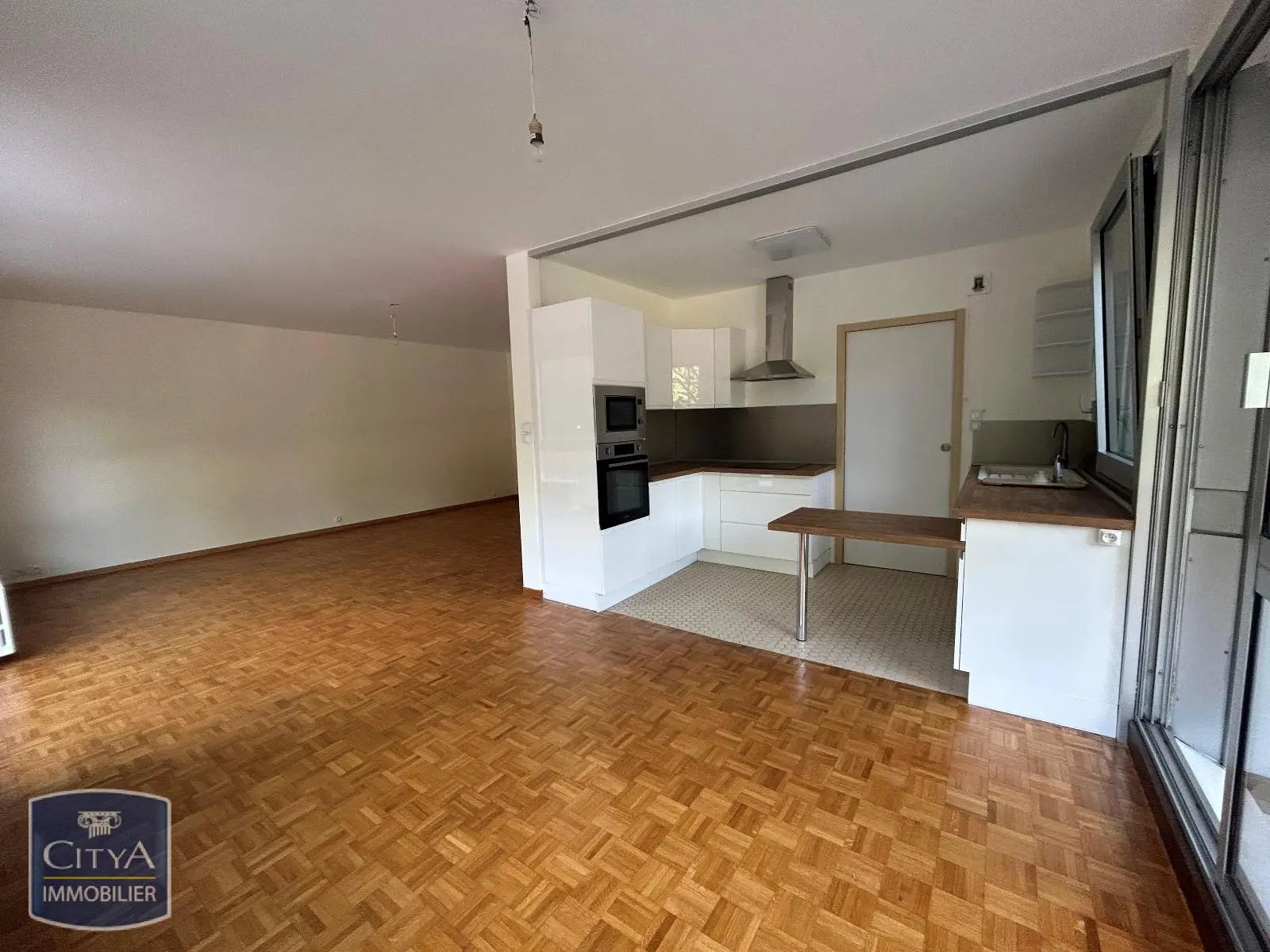 Photo 1 Appartement 3 pièces 97.4m²