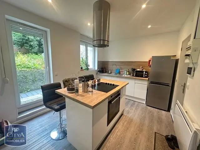 Photo 1 Appartement 1 pièce 31.82m²