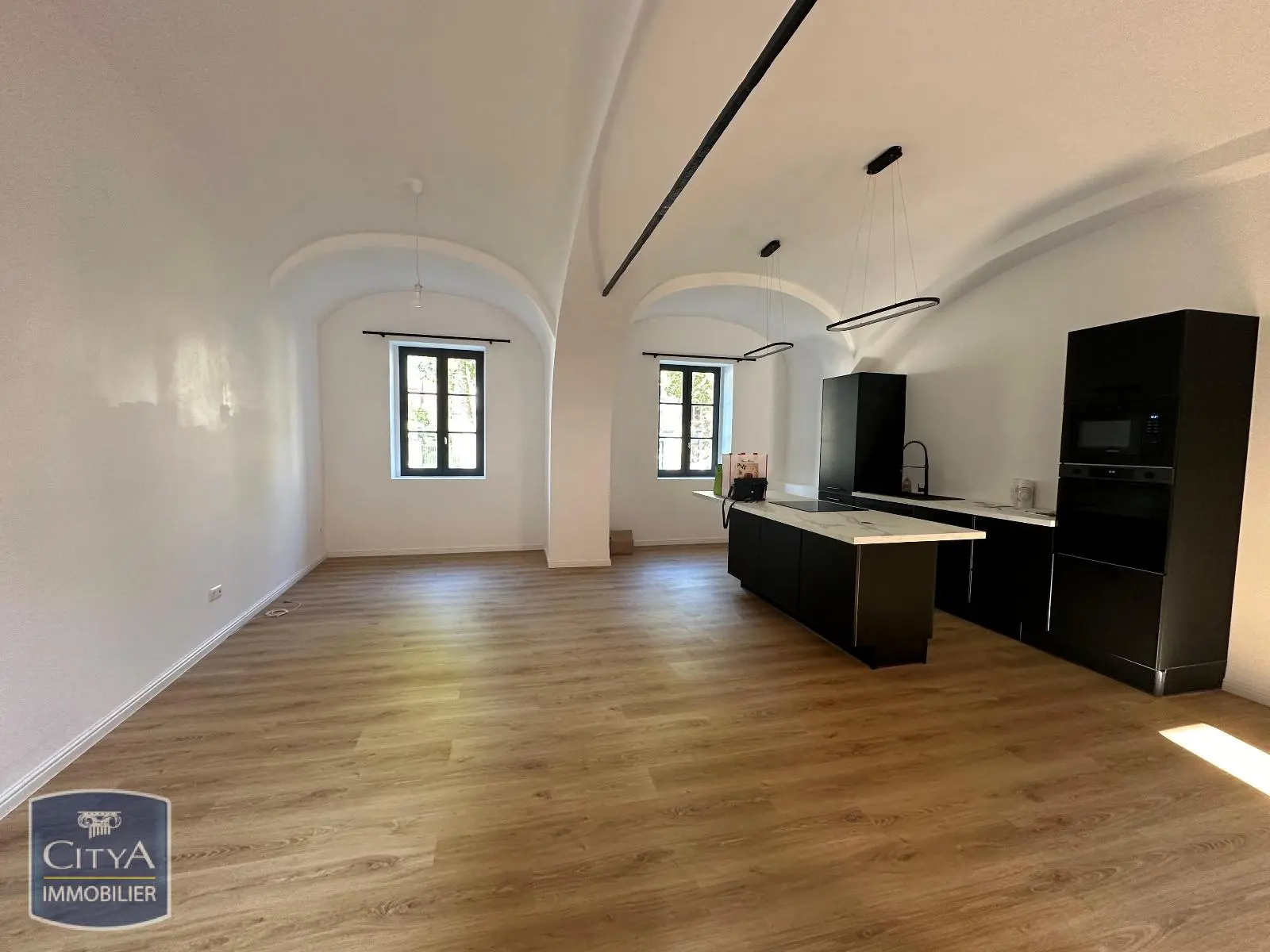 Photo 1 Appartement 3 pièces 92.5m²