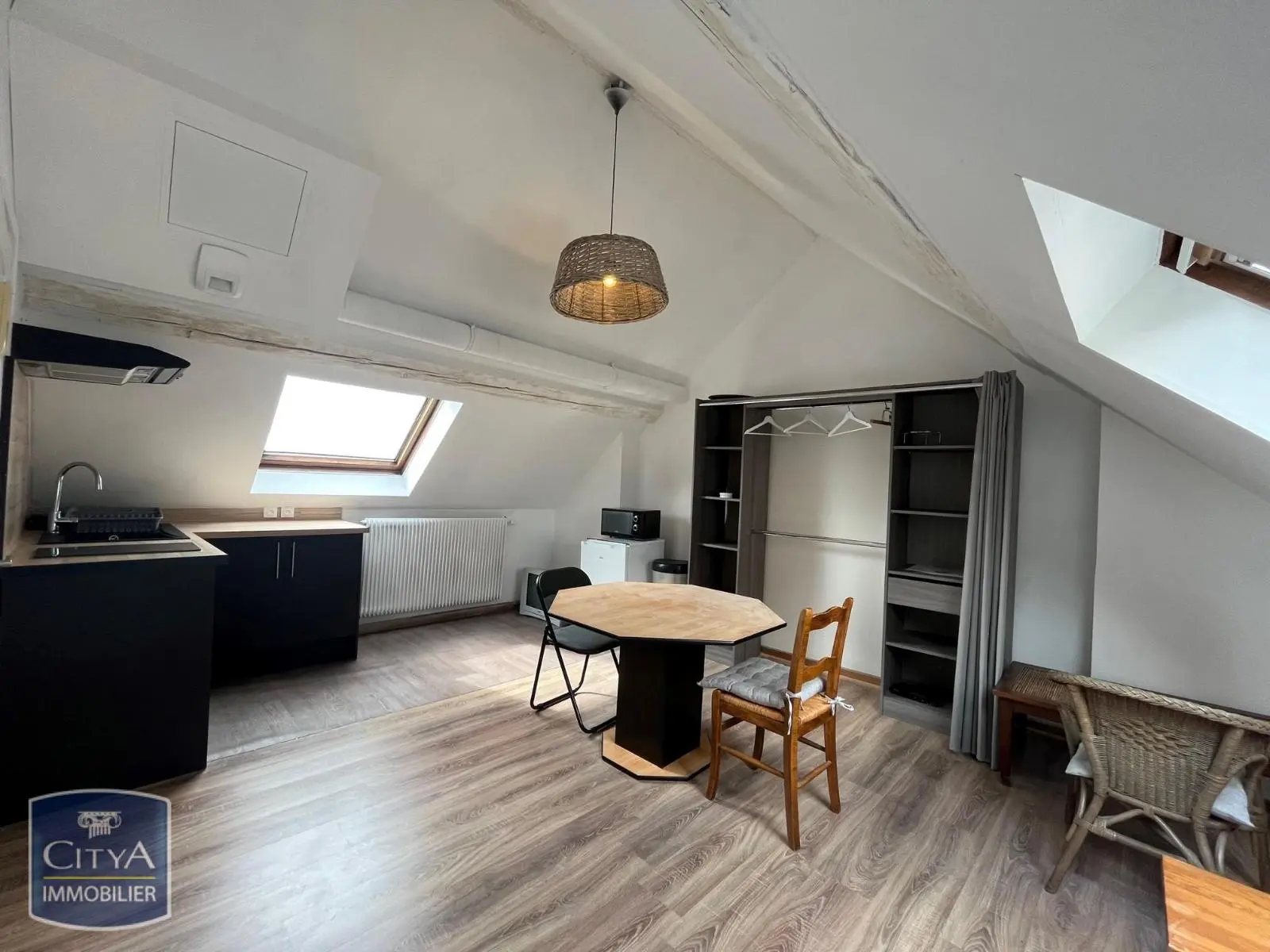 Photo 2 Appartement 1 pièce 17.05m²
