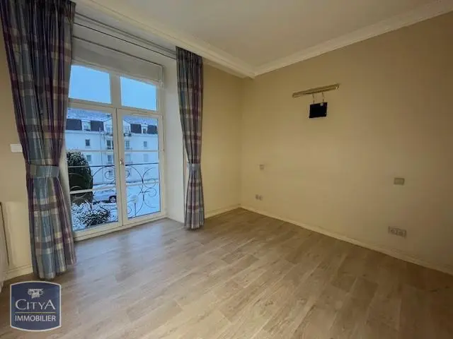 Photo 3 Appartement 5 pièces 160.8m²