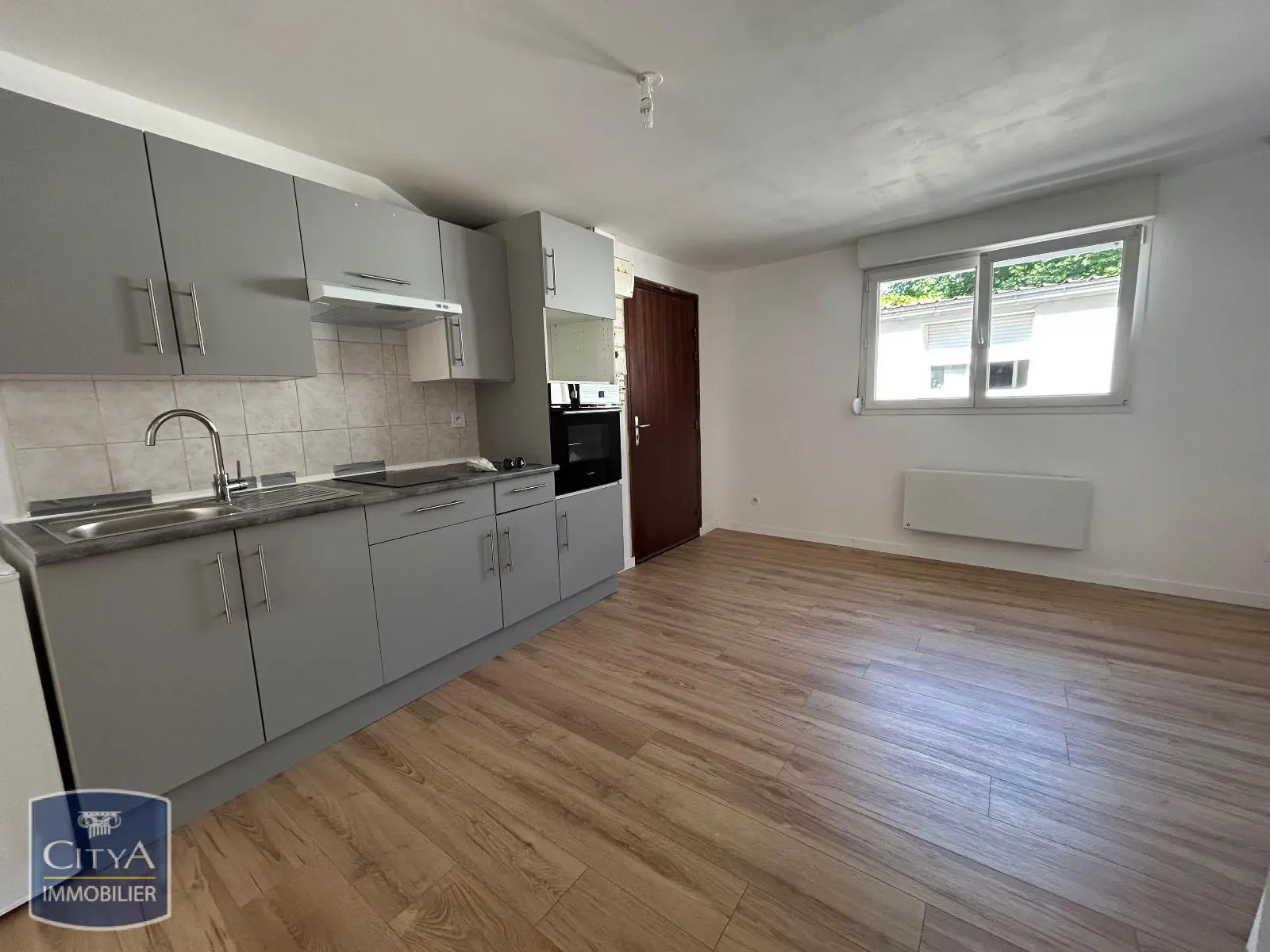 Photo 1 Appartement 2 pièces 28.81m²