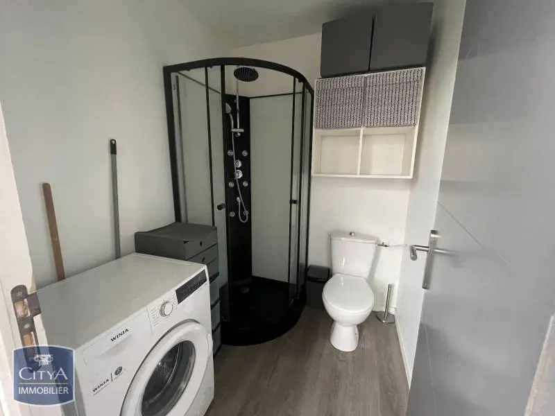Photo 2 Appartement 1 pièce 15.8m²