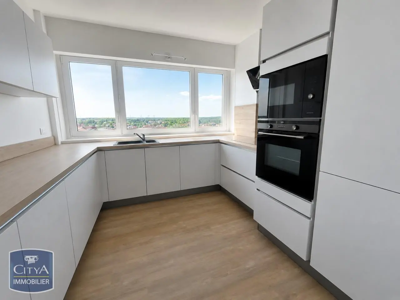 Photo 3 Appartement 4 pièces 107.6m²