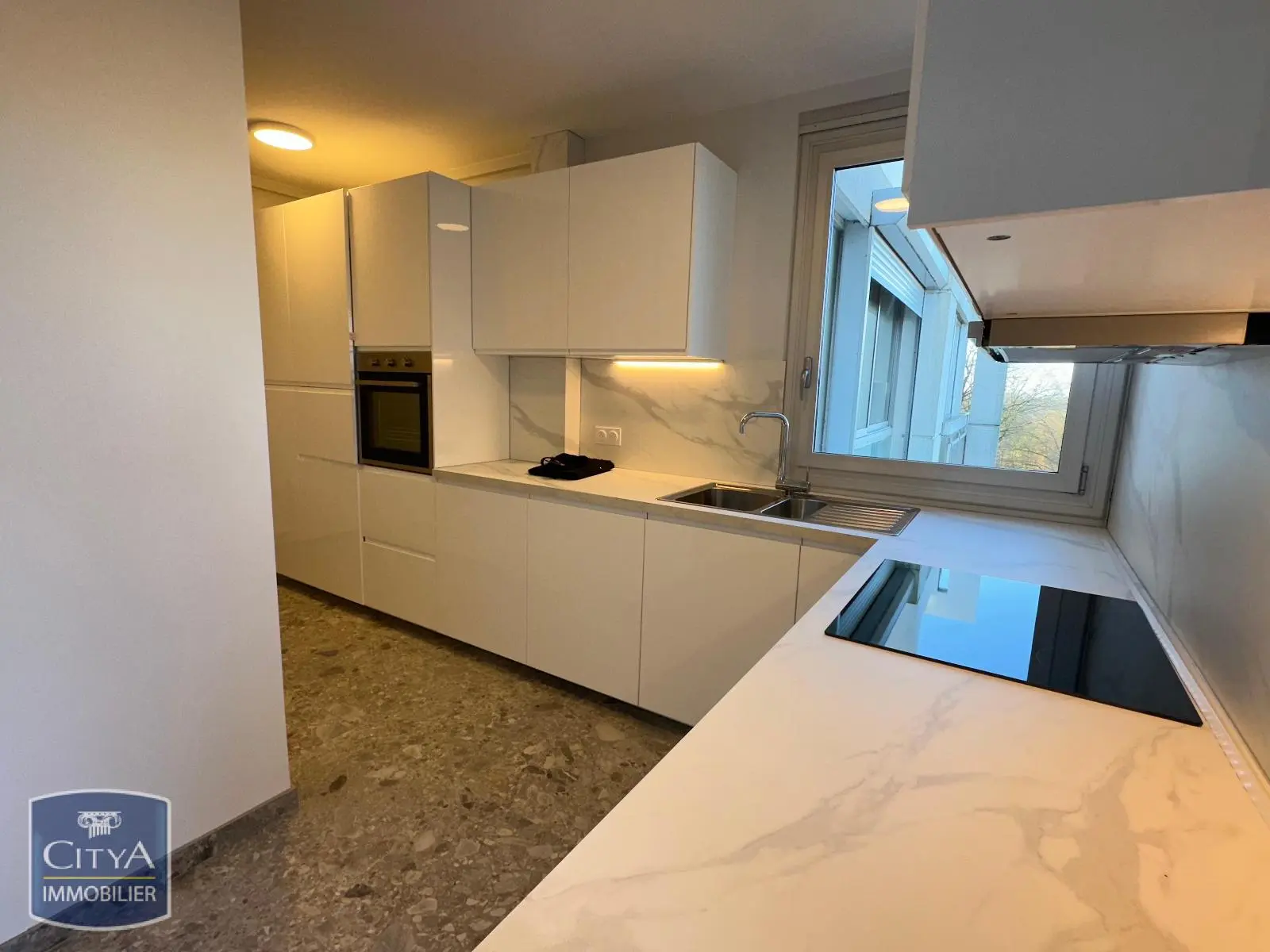 Photo 2 Appartement 3 pièces 94.58m²