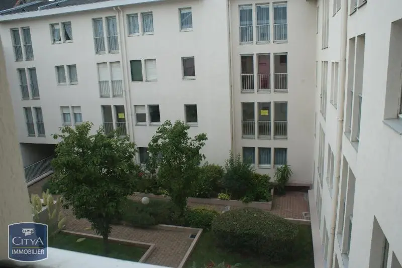 Photo 1 Parking 10m²