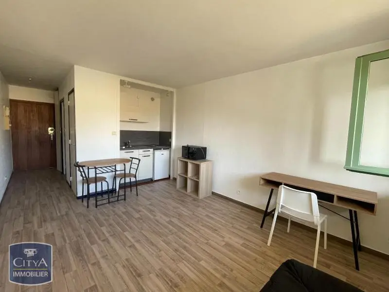 Photo 1 Appartement 1 pièce 20.96m²