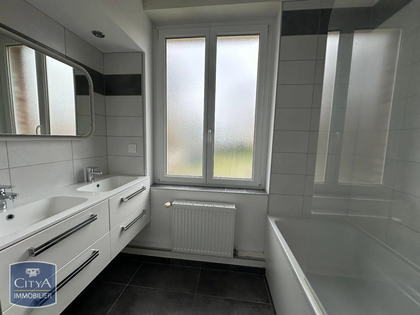 Photo 3 Appartement 4 pièces 81m²