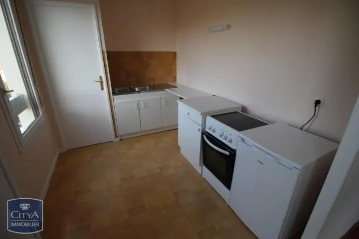 Photo 3 Appartement 1 pièce 31.8m²