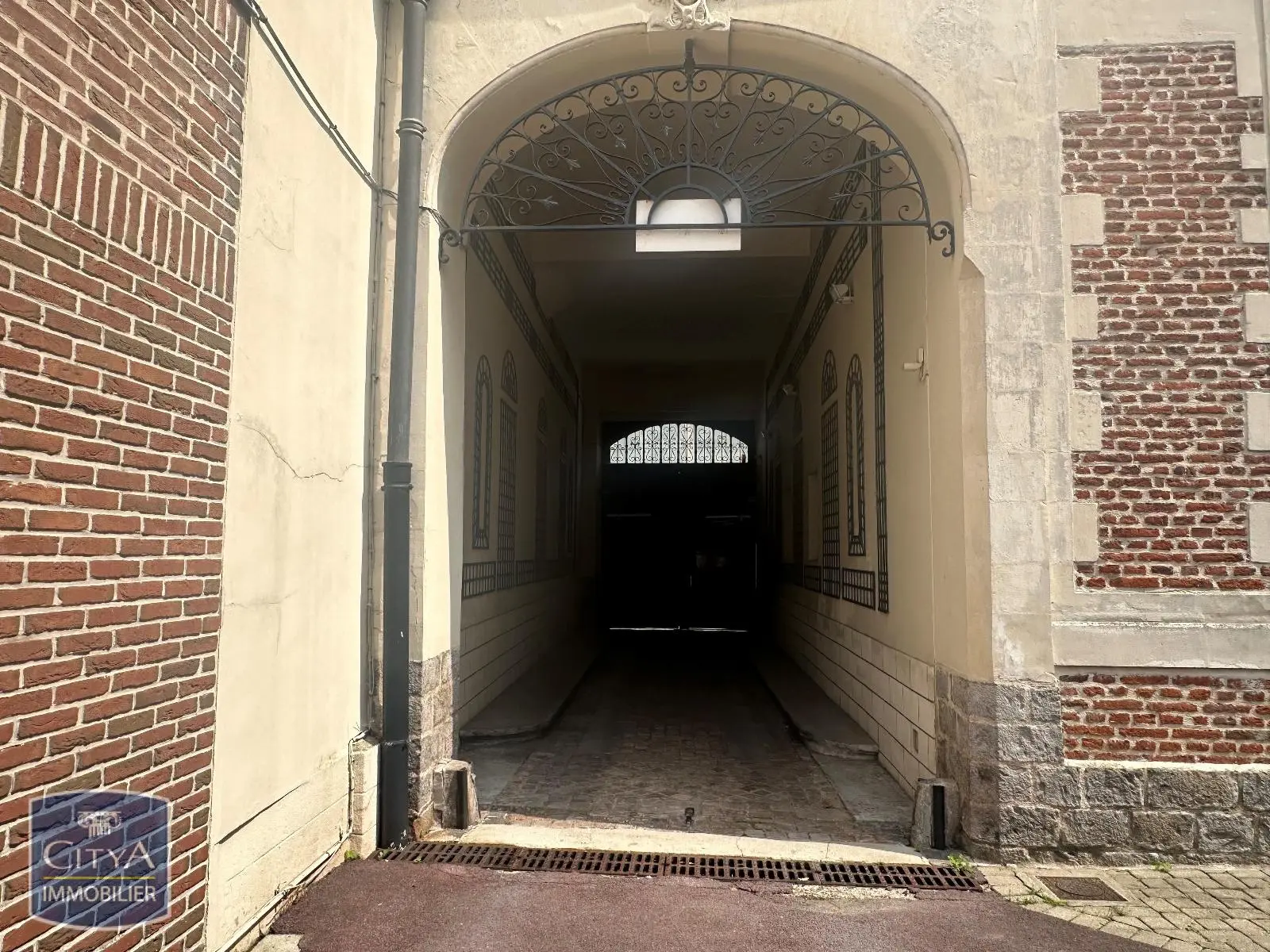 Photo 3 pour Parking Photo 3 Parking