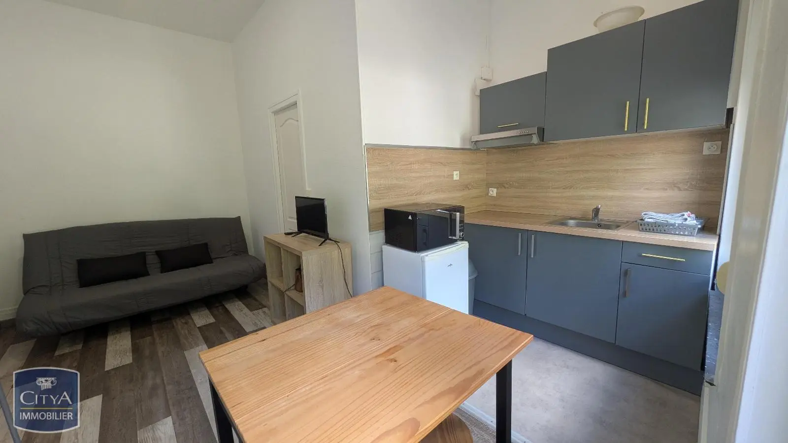 Photo 1 Appartement 1 pièce 18.51m²