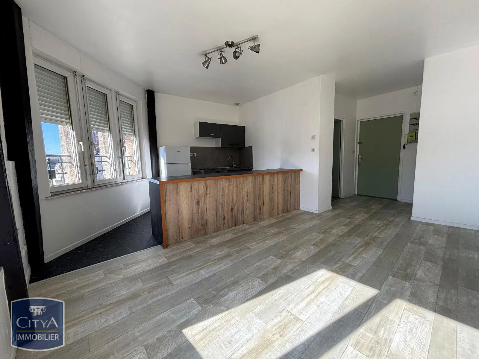 Photo 2 Appartement 3 pièces 49.36m²