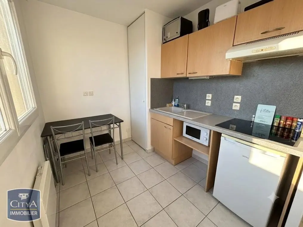Photo 2 Appartement 1 pièce 29.75m²