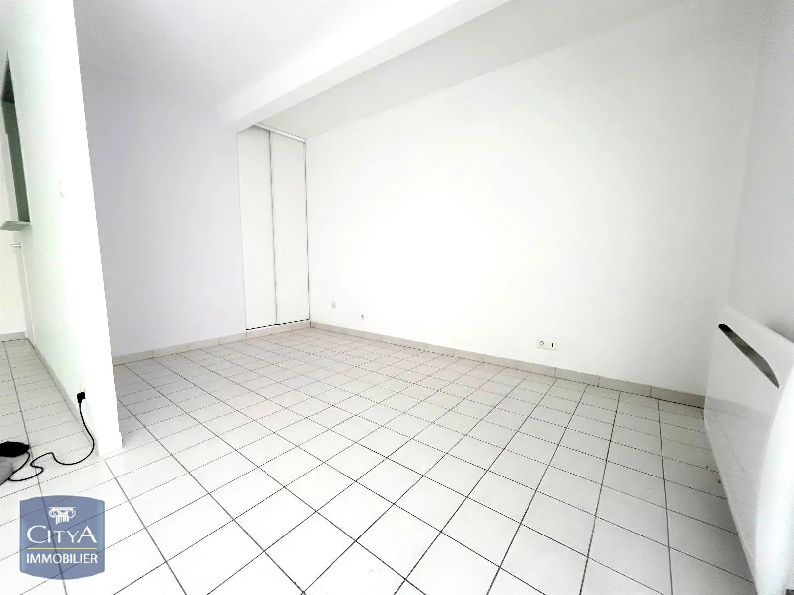 Photo 3 Appartement 1 pièce 42.48m²