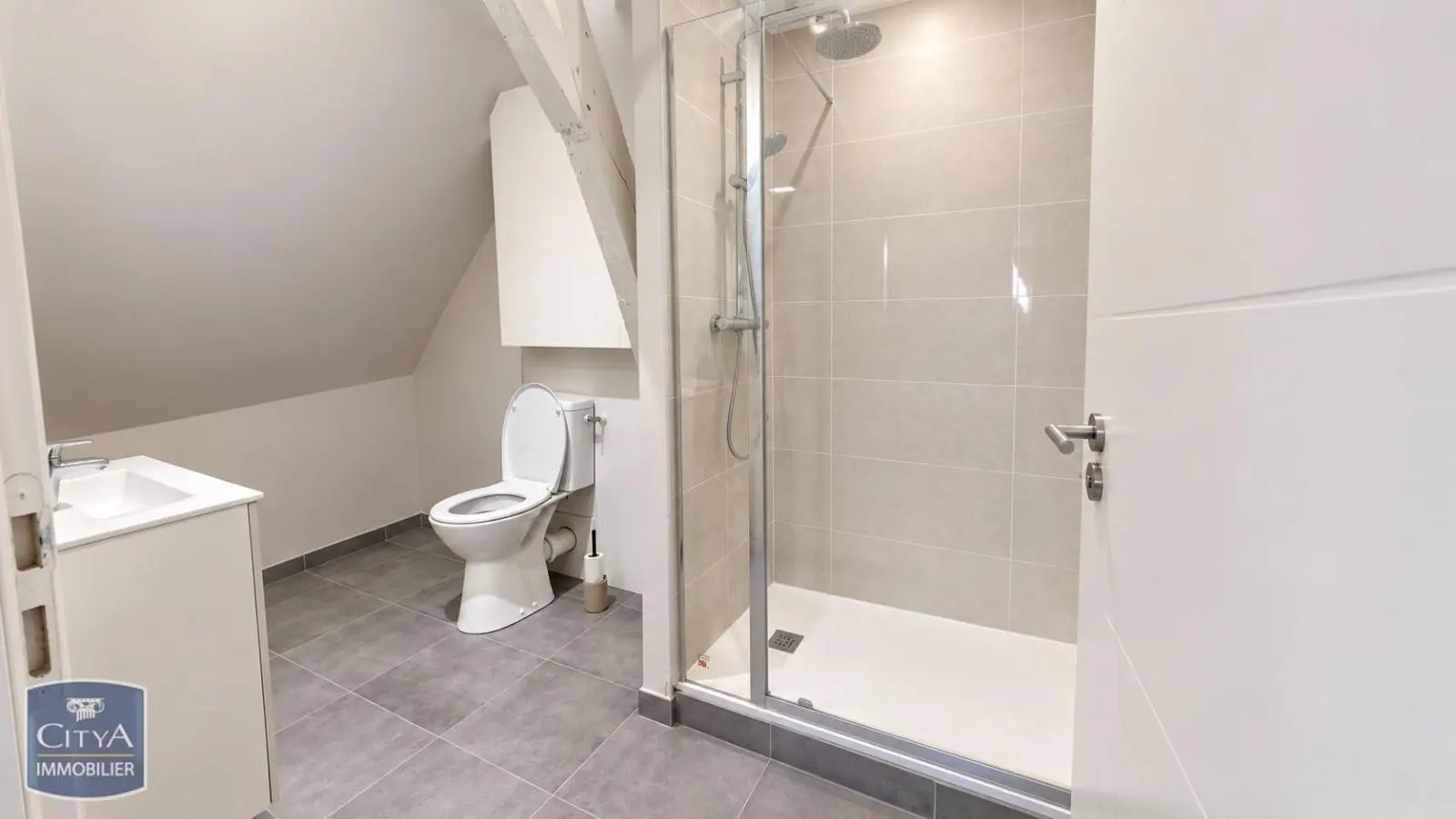 Photo 4 Appartement 1 pièce 41.9m²