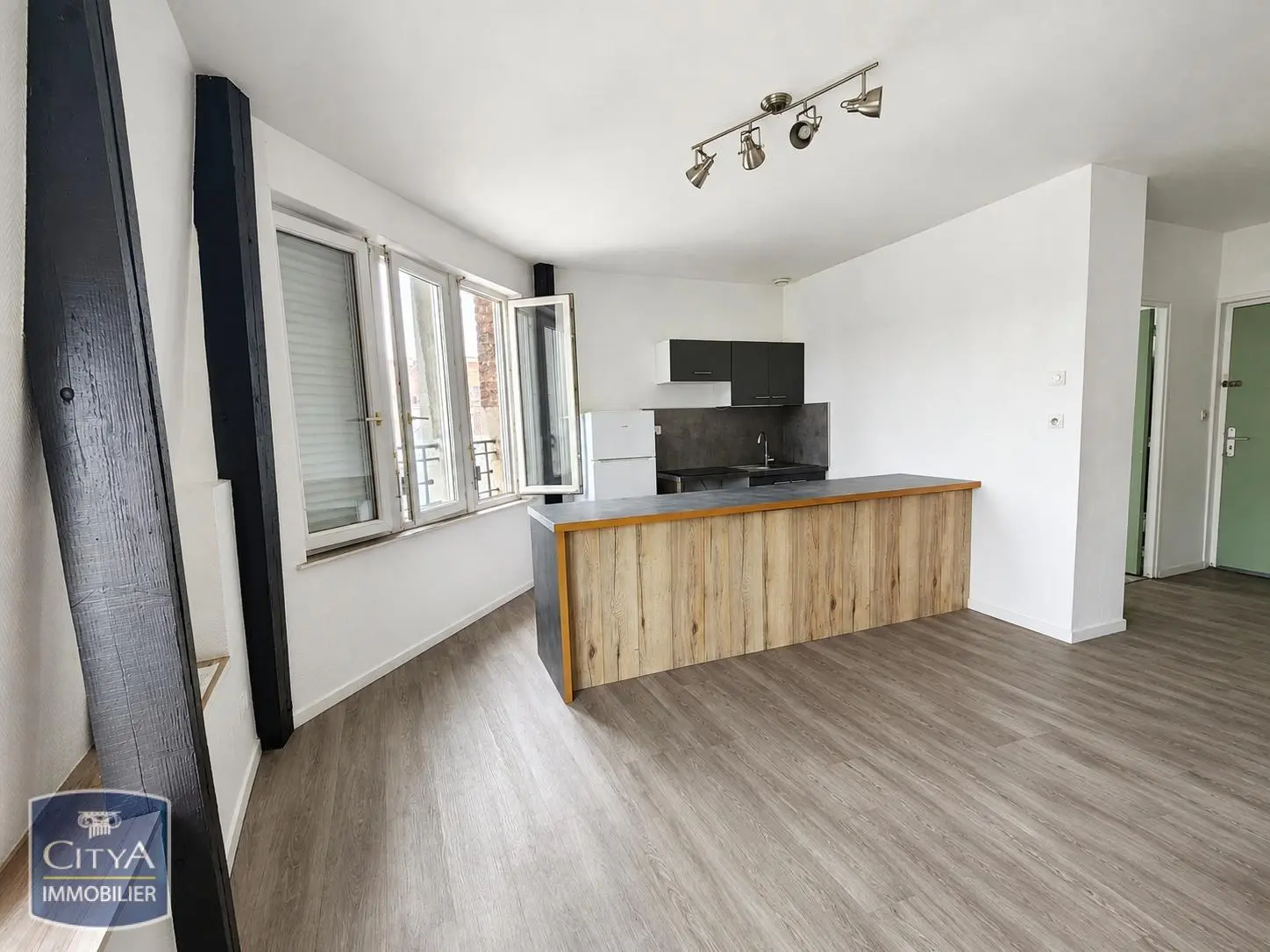 Photo 1 Appartement 3 pièces 49.36m²