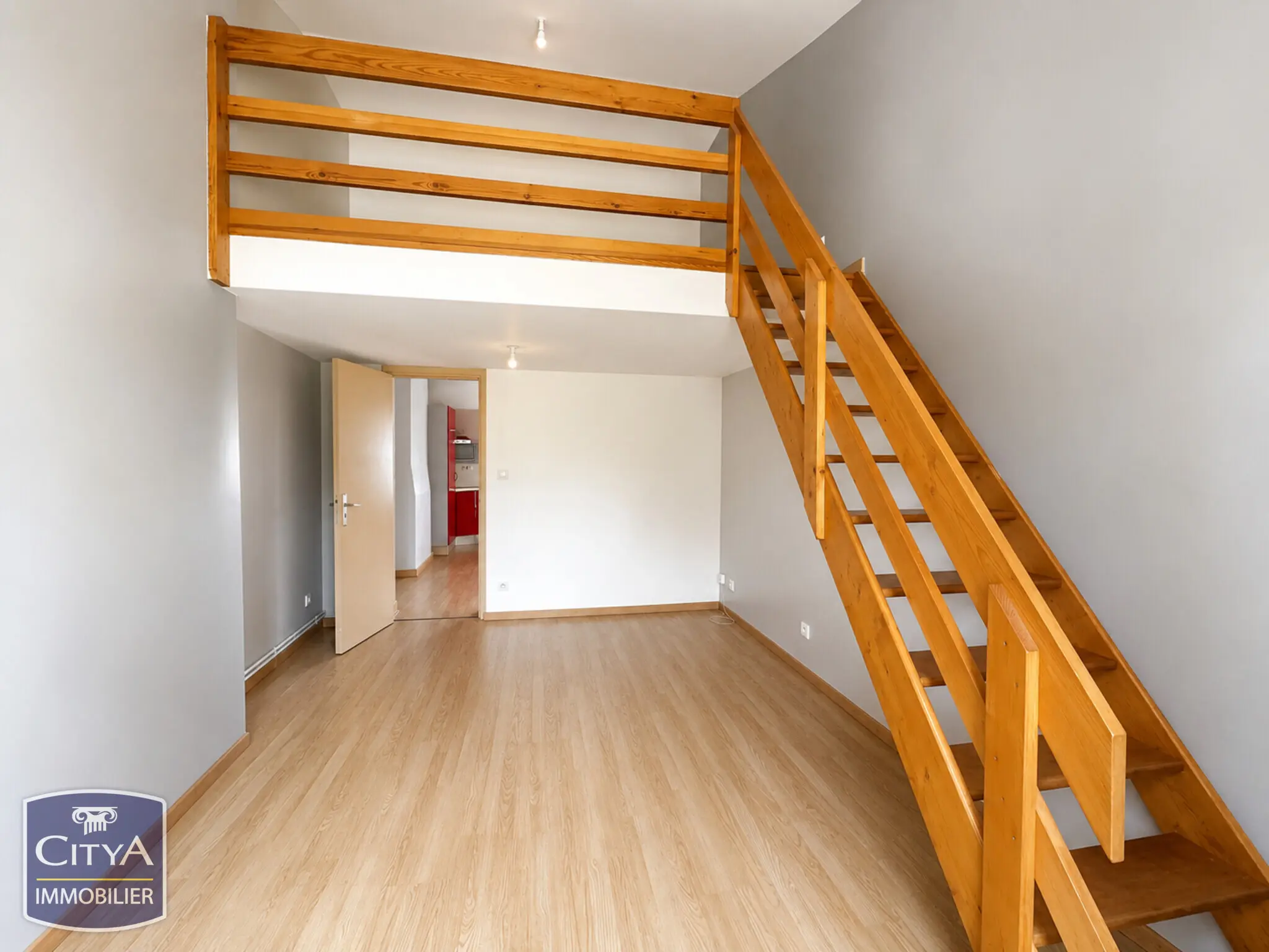 Photo 9 Immeuble 250m²