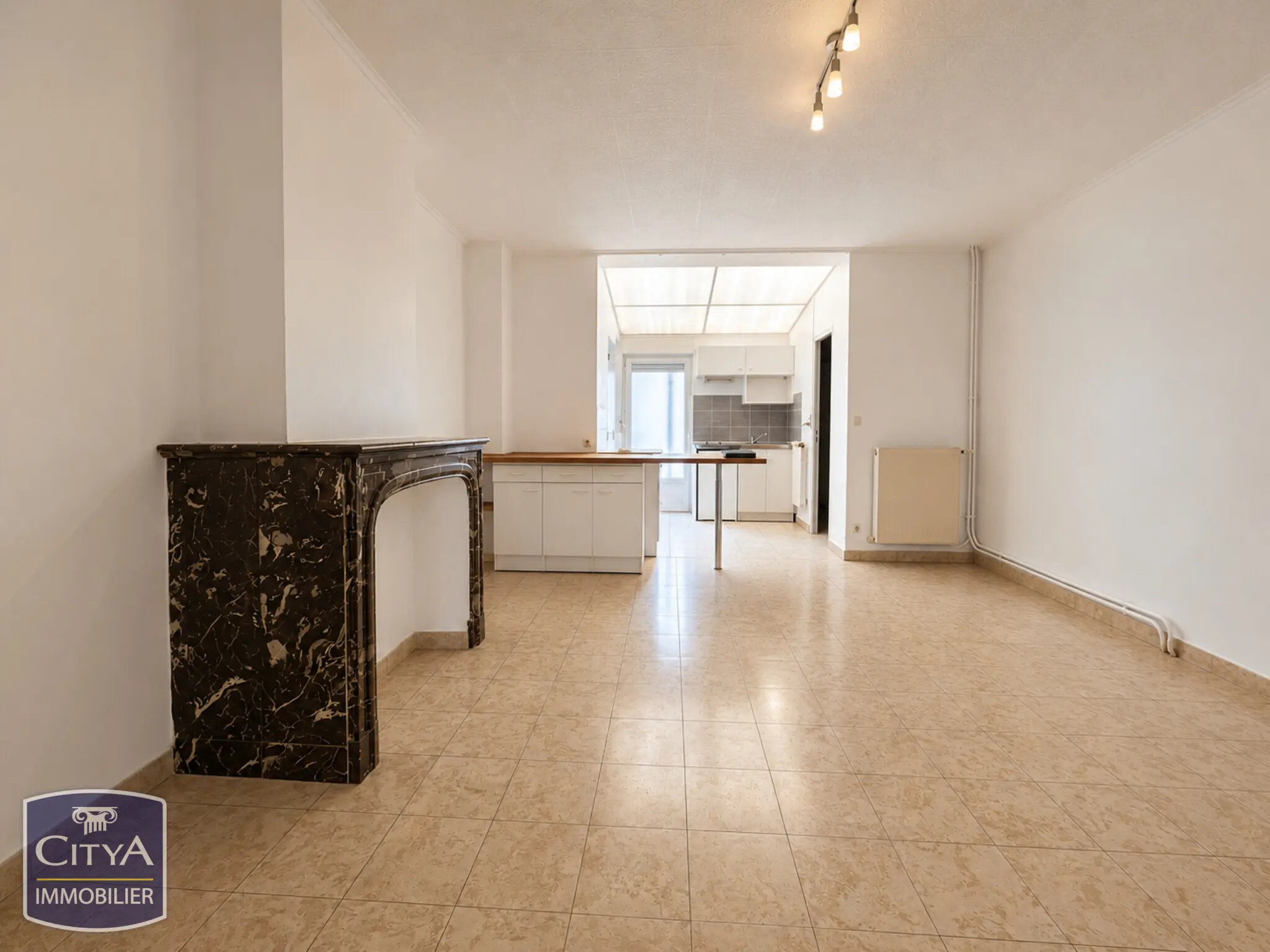 Photo 4 Immeuble 250m²