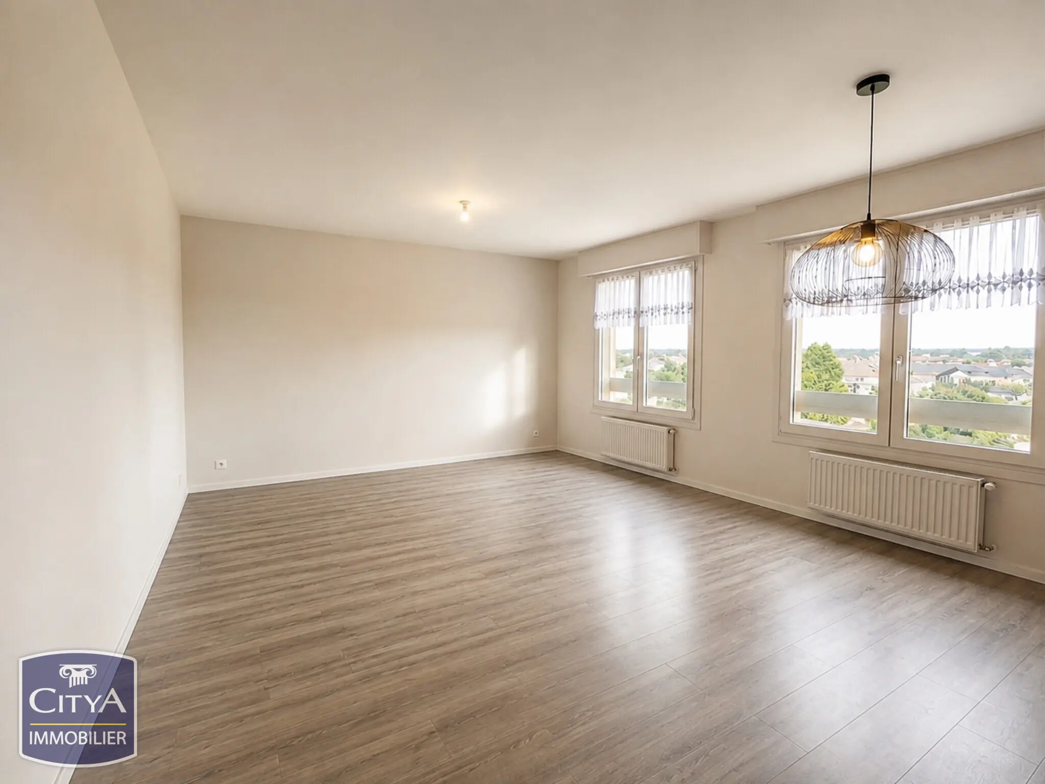 Photo 2 Appartement 2 pièces 57m²