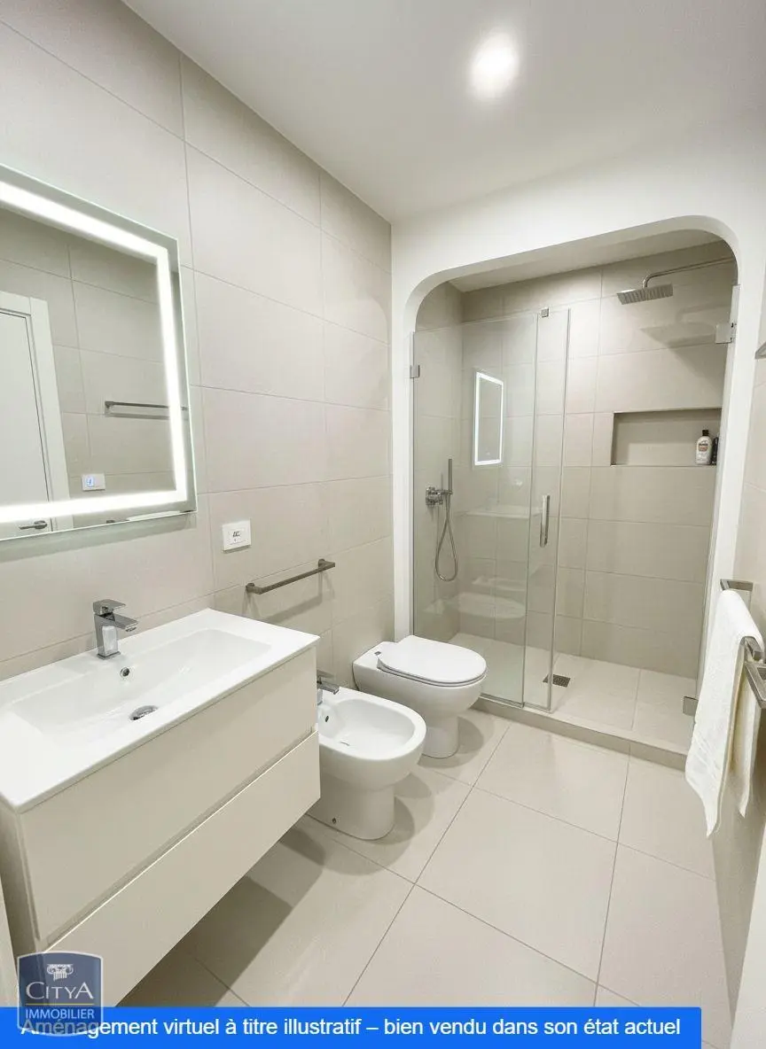 Photo 12 Appartement 5 pièces 135m²