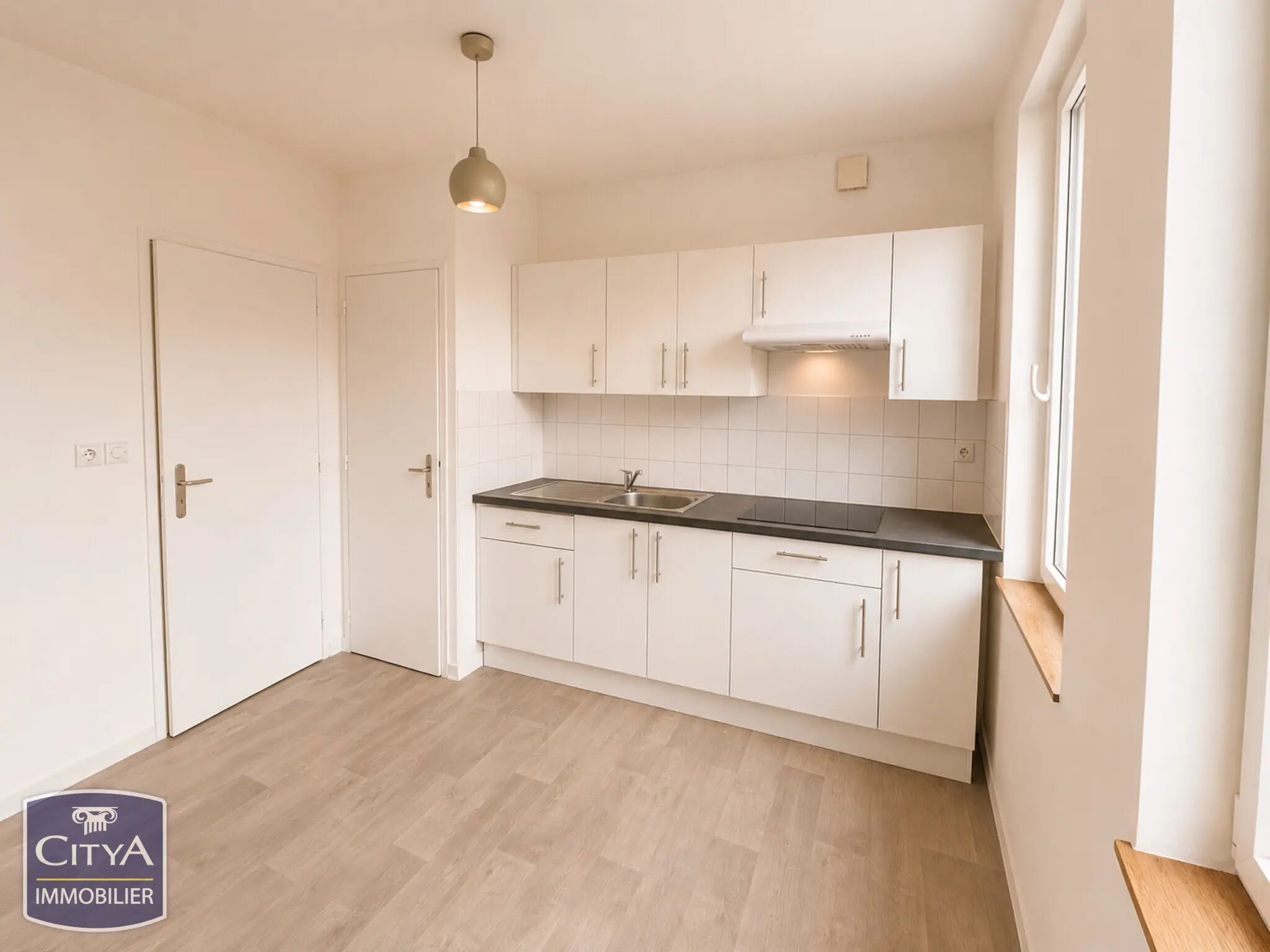Photo 3 Immeuble 195.73m²