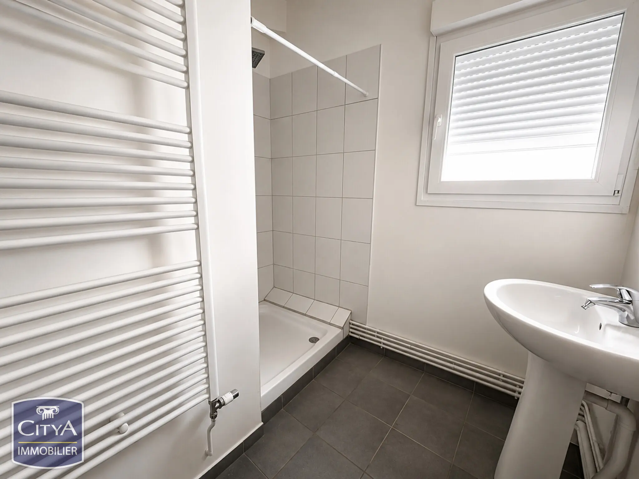 Photo 10 Immeuble 250m²
