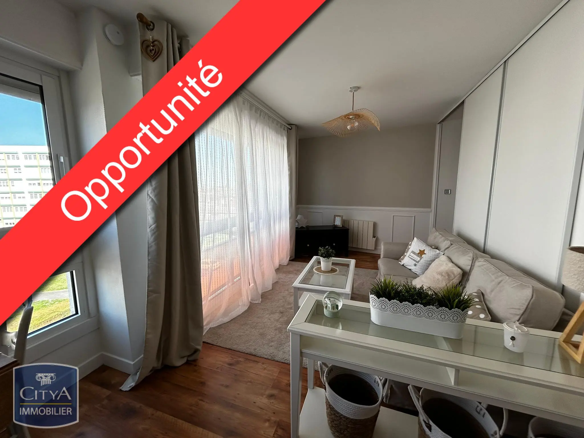 Photo 1 Appartement 1 pièce 41.73m²