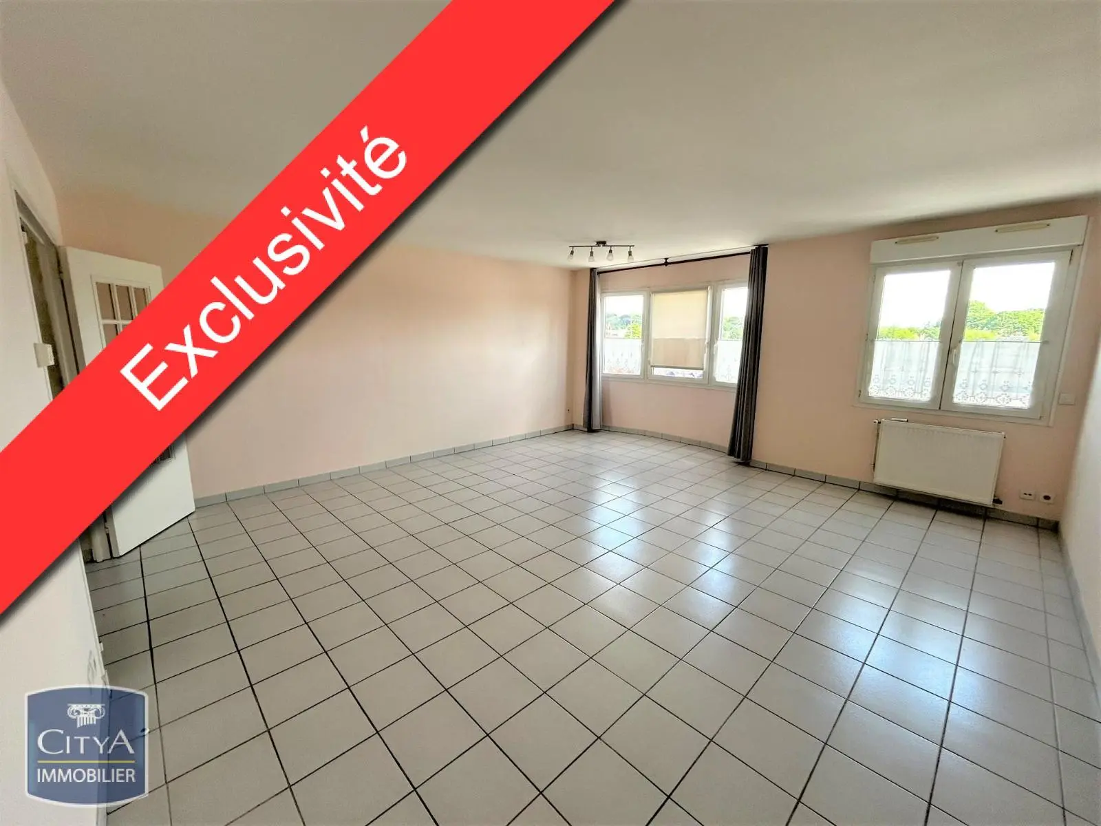 Photo 2 Appartement 4 pièces 95.8m²