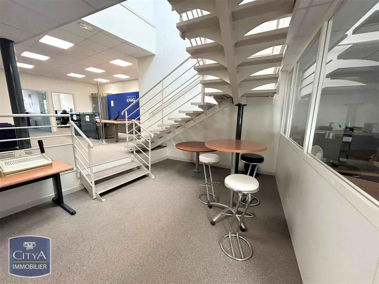 Photo 5 Local Professionnel 466.89m²