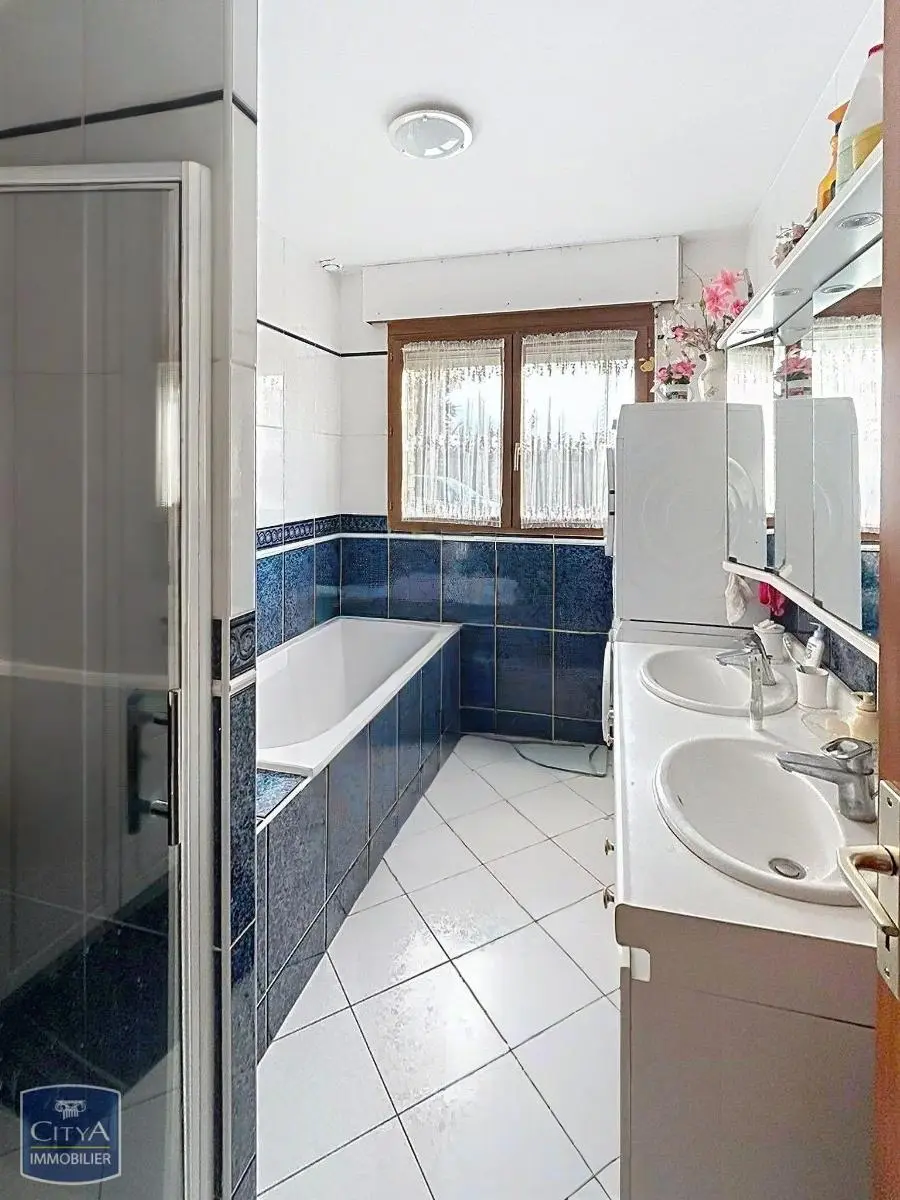 Photo 5 Maison 6 pièces 156m²