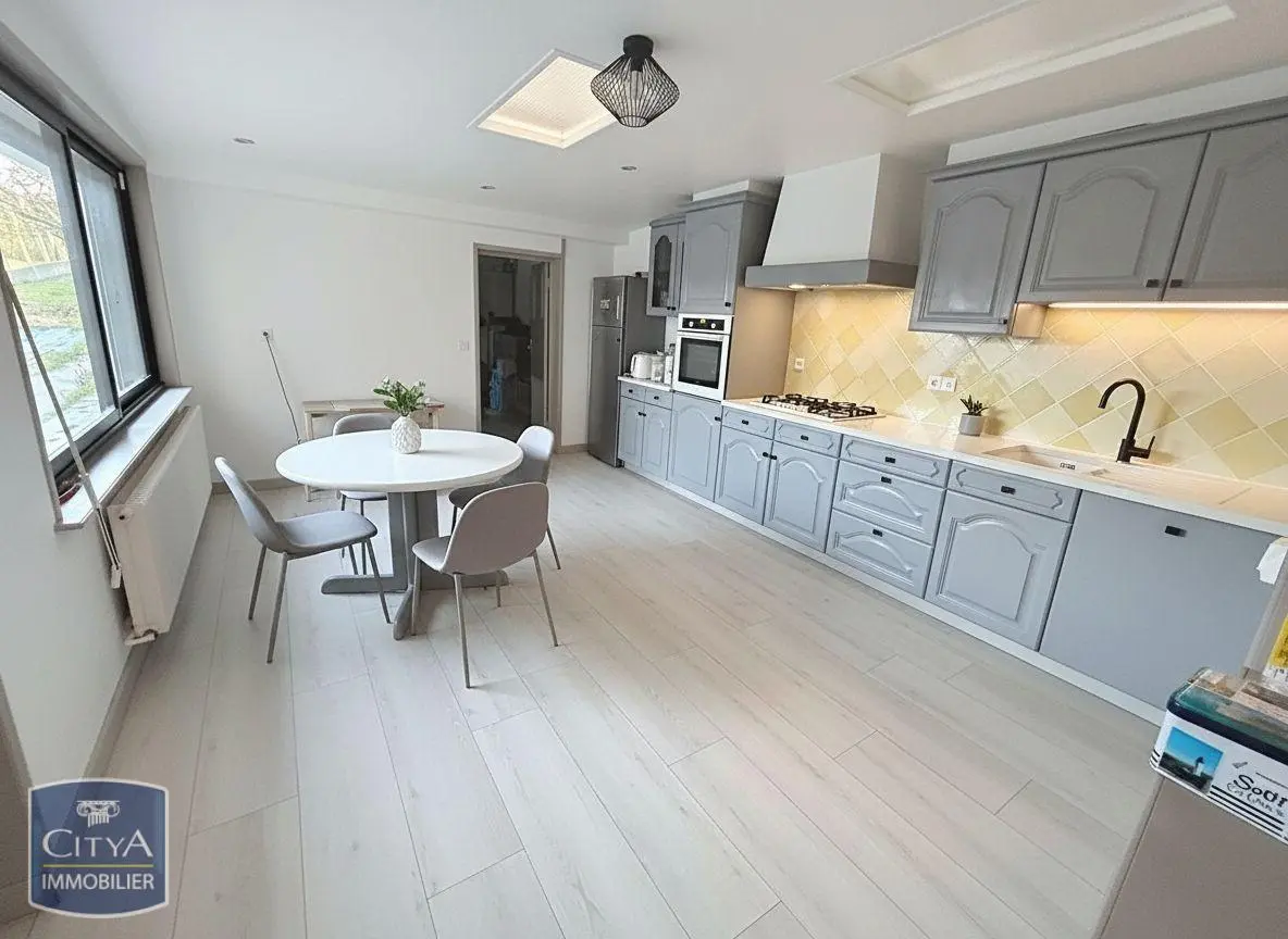 Photo 2 Maison 6 pièces 85m²