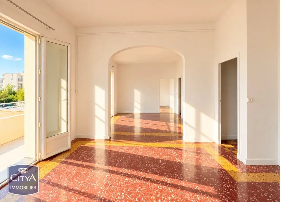 Photo 1 Appartement 4 pièces 93m²