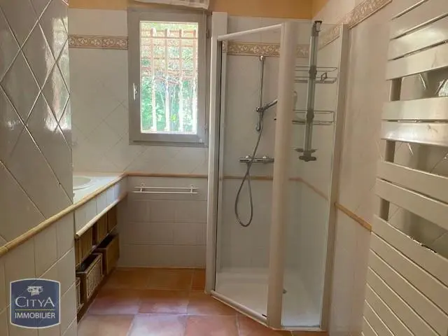 Photo 10 Maison 5 pièces 167m²