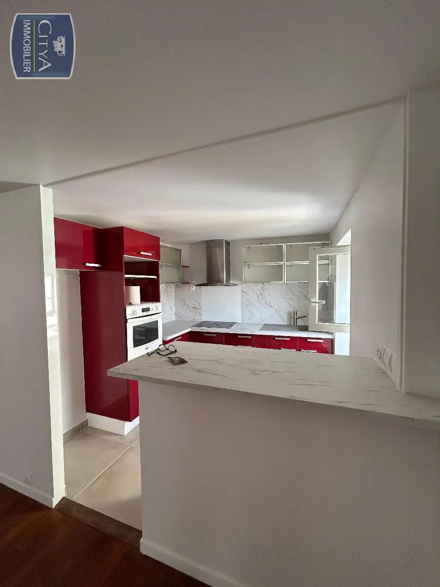 Meaux (77100) Appartement 3 pièces 55.8m² photo 2