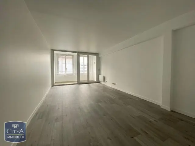 Photo 1 Appartement 1 pièce 38.34m²