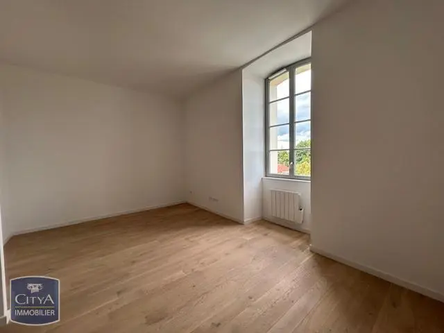 Photo 1 Appartement 1 pièce 34.5m²