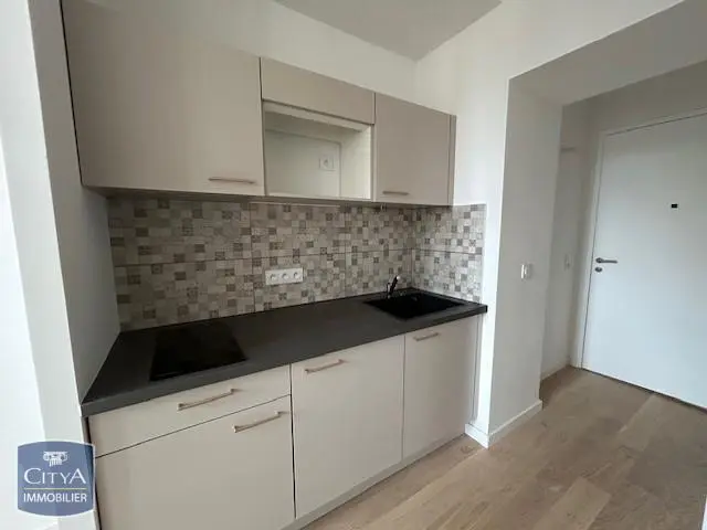 Photo 2 Appartement 1 pièce 20.8m²