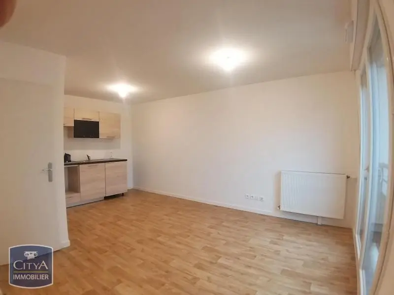 Photo 2 Appartement 1 pièce 32.44m²