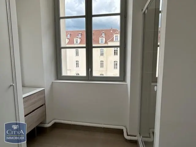 Photo 8 Appartement 1 pièce 20.5m²