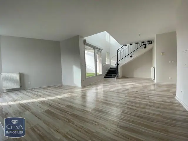 Photo 2 Appartement 5 pièces 93.91m²