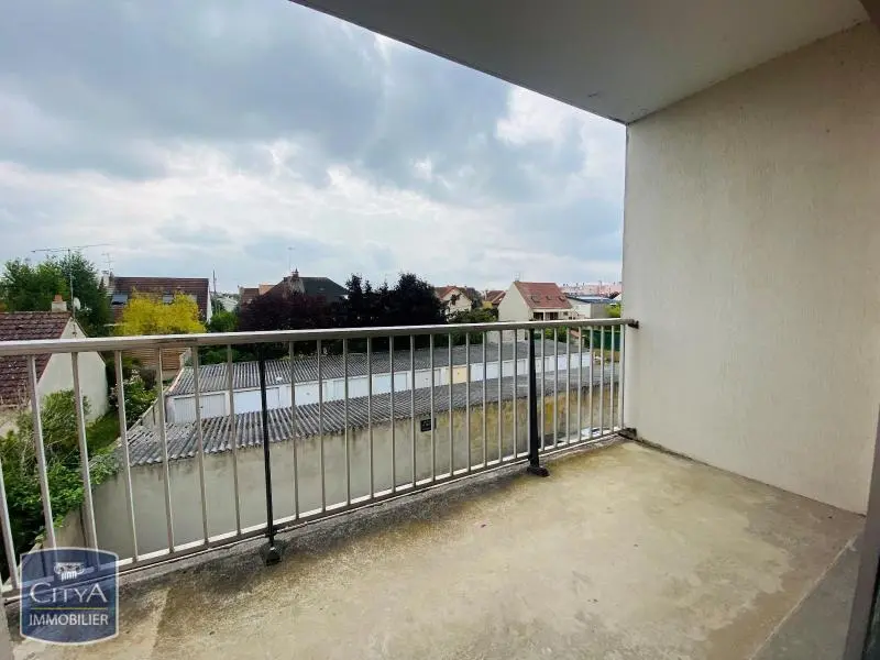 Photo 1 Appartement 1 pièce 25m²