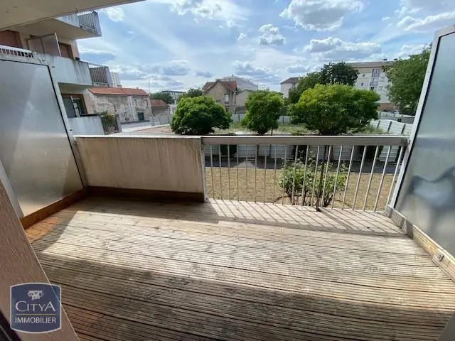 Photo 2 Appartement 1 pièce 37.74m²