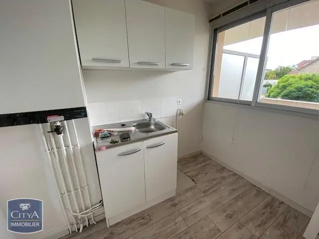 Photo 3 Appartement 1 pièce 37.74m²