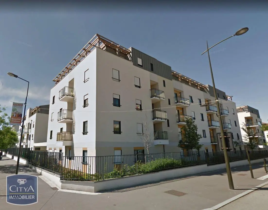 Photo 1 Appartement 4 pièces 131.9m²