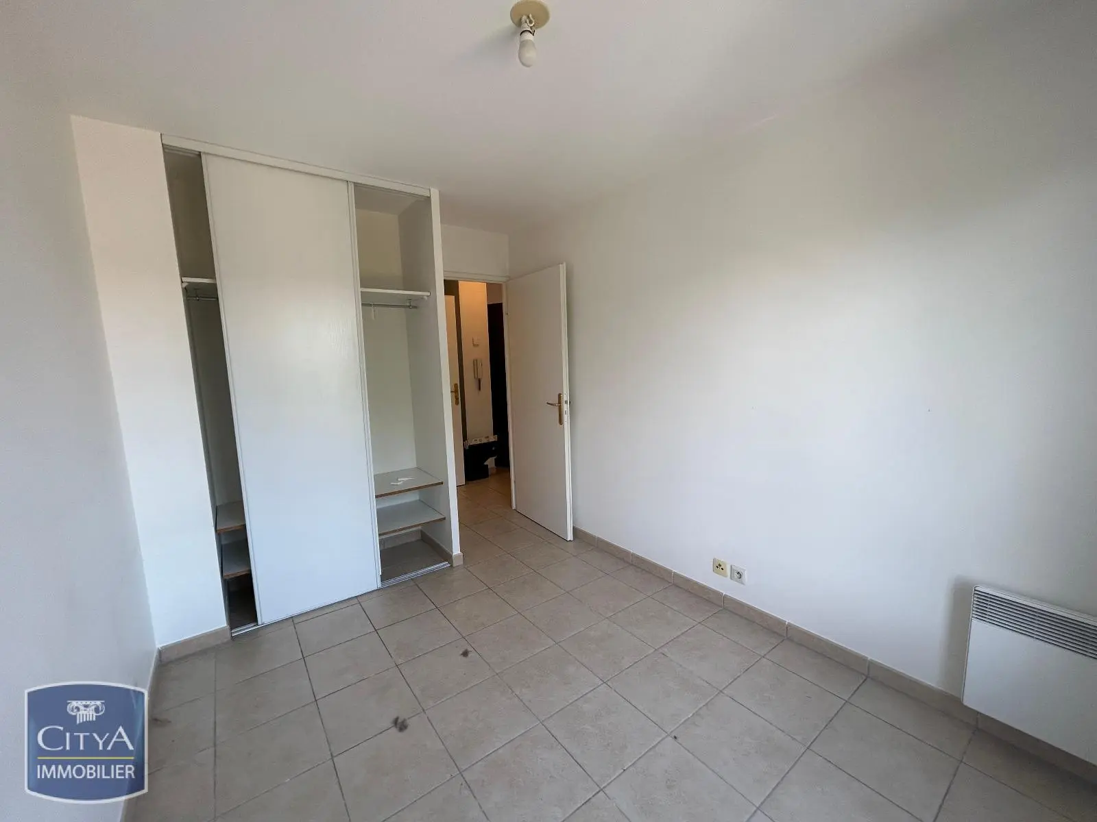 Meaux (77100) Appartement 2 pièces 38m² photo 4