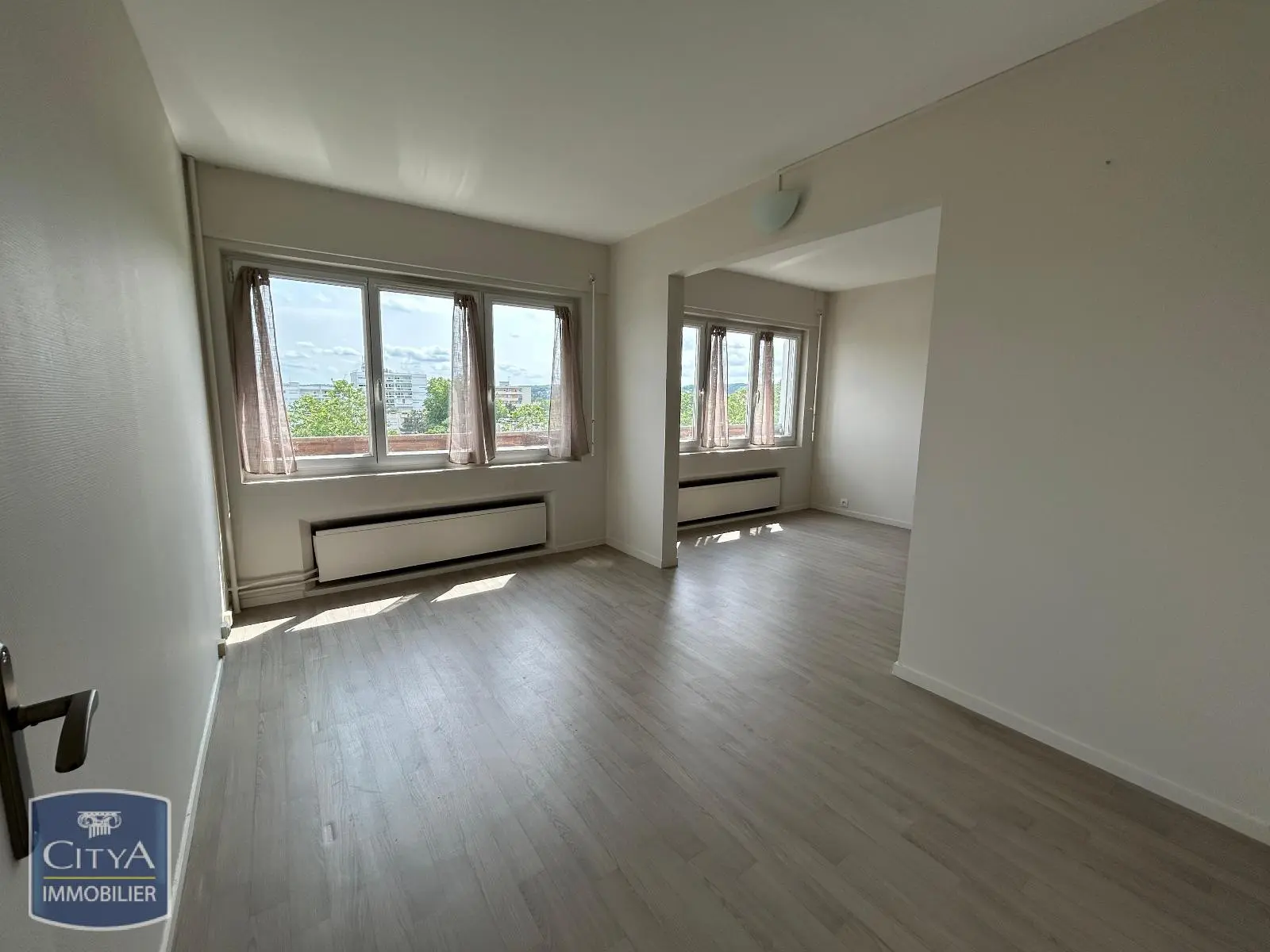 Photo 1 Appartement 2 pièces 56m²