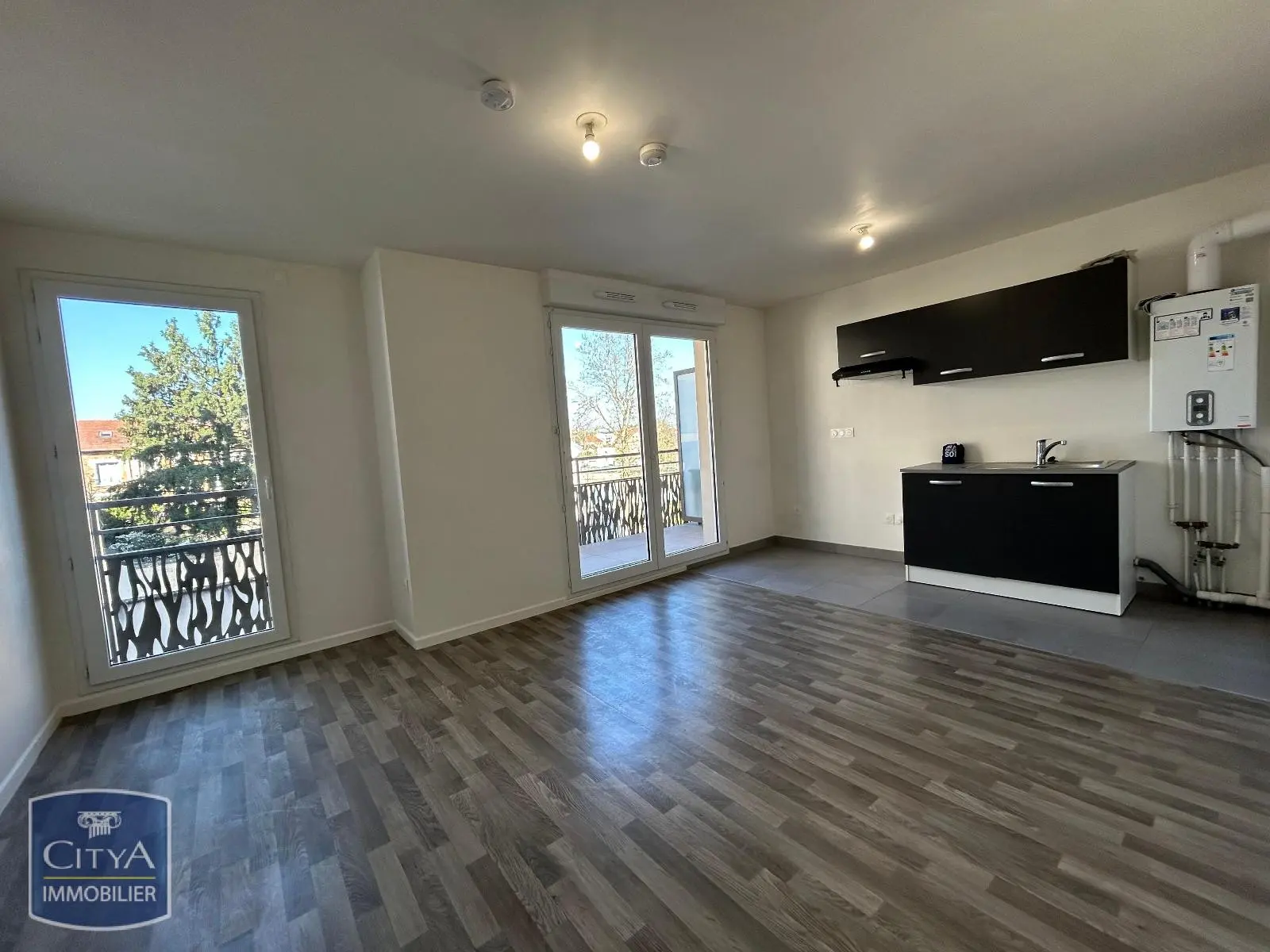 Photo 1 Appartement 1 pièce 30m²