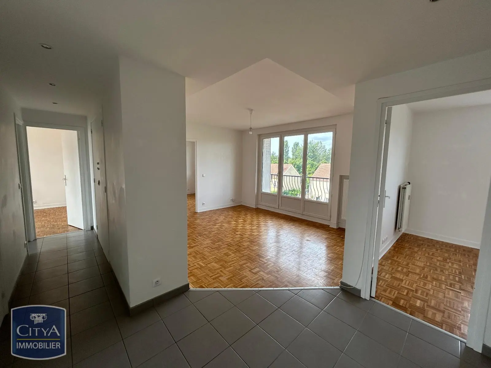 Photo 1 Appartement 4 pièces 72.47m²