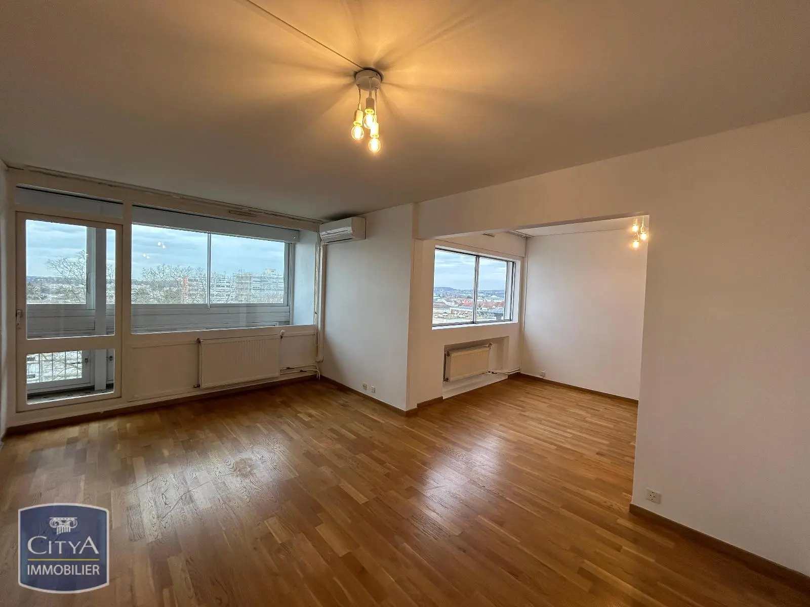 Photo 1 Appartement 4 pièces 87.44m²